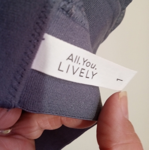 All You Lively gray mesh bralette women's size 1 - Picture 6 of 7